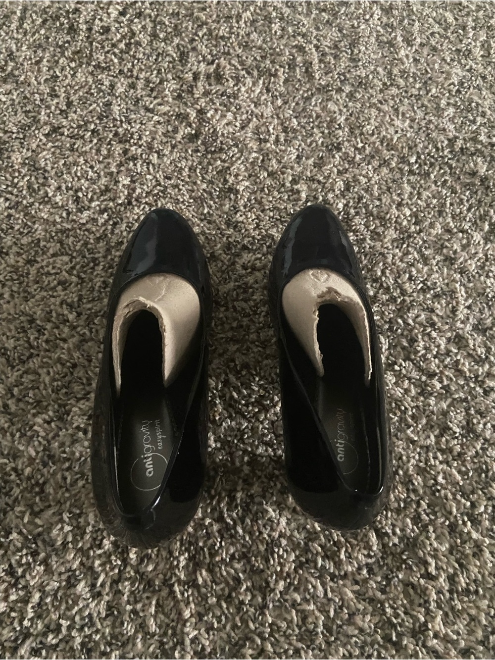 Easy Spirit Black Patent Round-Toe Heels
